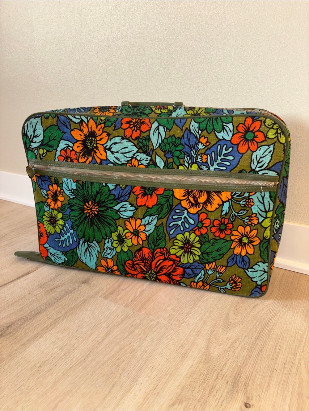 Vintage Floral Canvas Suitcase